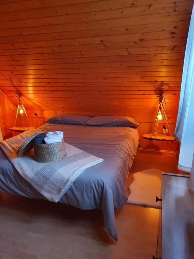 Cabana De Madera Especial Y Acogedora Cardenete Eksteriør bilde