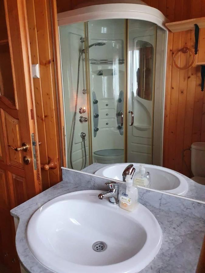Cabana De Madera Especial Y Acogedora Cardenete Eksteriør bilde